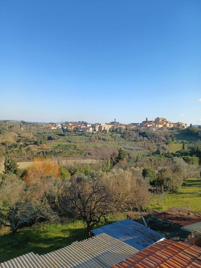 Lari Casa Vacanze L'Acquerello מראה חיצוני תמונה
