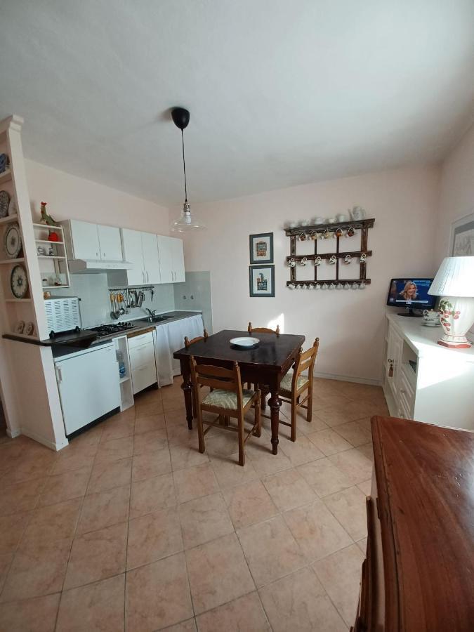 Lari Casa Vacanze L'Acquerello מראה חיצוני תמונה