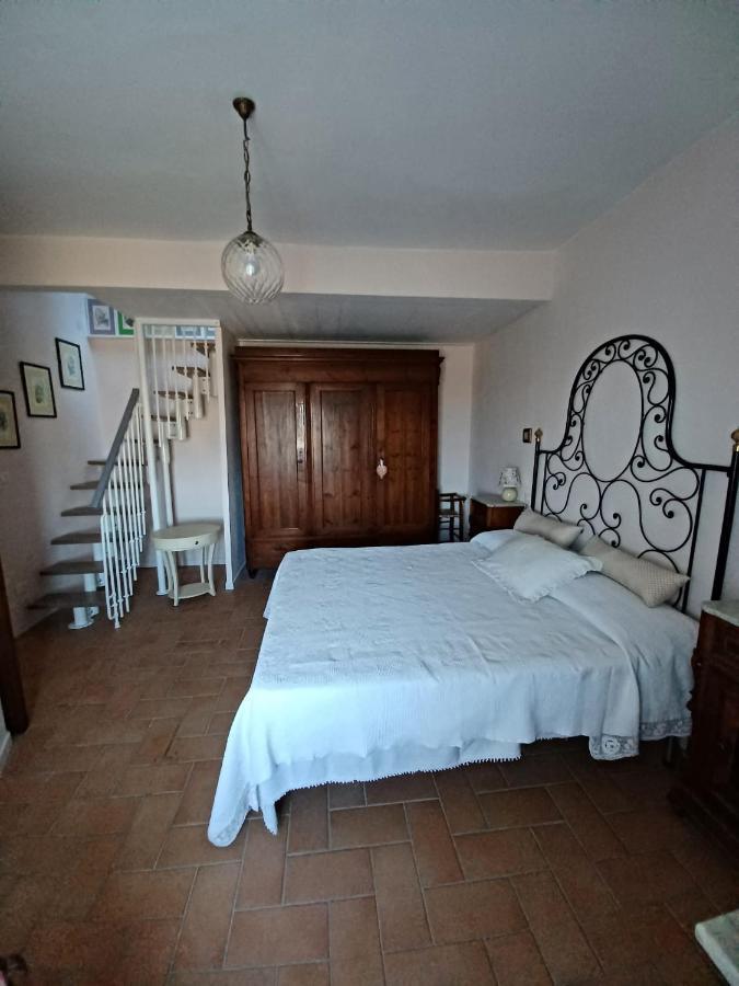 Lari Casa Vacanze L'Acquerello מראה חיצוני תמונה